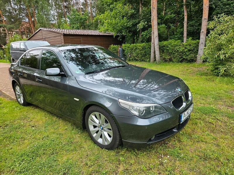 Grau Gebraucht 2005 BMW 525 Limousine | 7.350 € (Etwas zu teuer) - Bild 1/4