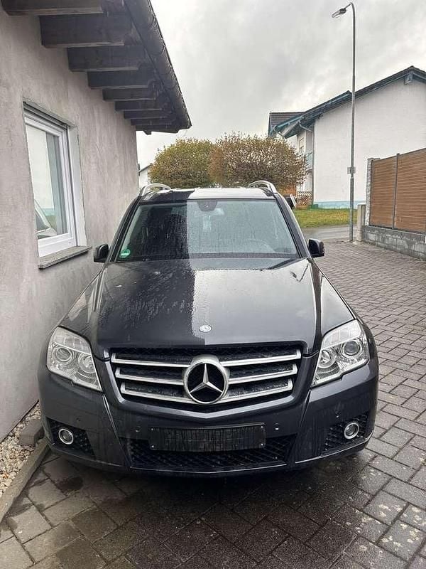 Grau Gebraucht 2010 Mercedes GLK220 SUV | 5.900 € (Superpreis) - Bild 1/4