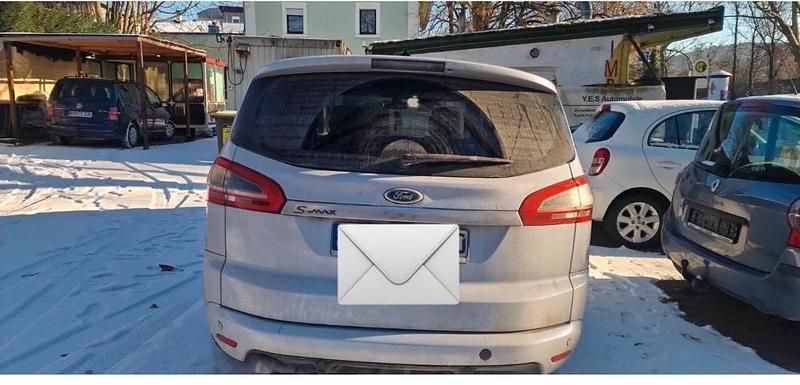 Weiß Gebraucht 2012 Ford S-MAX S Van / Kleinbus | 5.500 € (Etwas zu teuer) - Bild 1/4