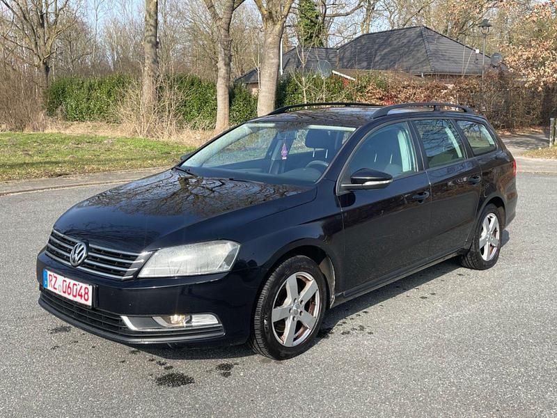 Gebraucht VW Passat Trendline 122 PS (89 kW) 2011 Schwarz Kombi