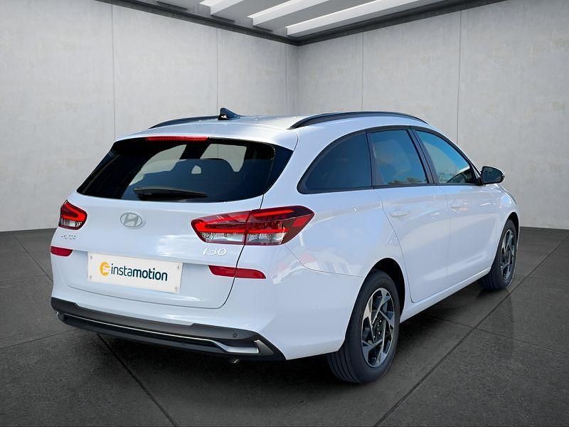 Neu Hyundai i30 150 PS (110 kW) 2026 Weiß Kombi