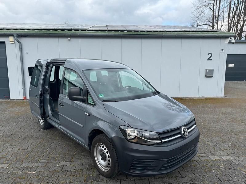Gebraucht VW Transporter 75 PS (55 kW) 2018 Grau Van