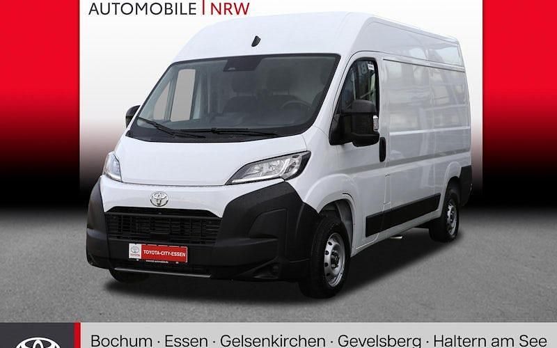 Gebraucht Toyota Proace 140 PS (102 kW) 2024 Weiß Van / Kleinbus