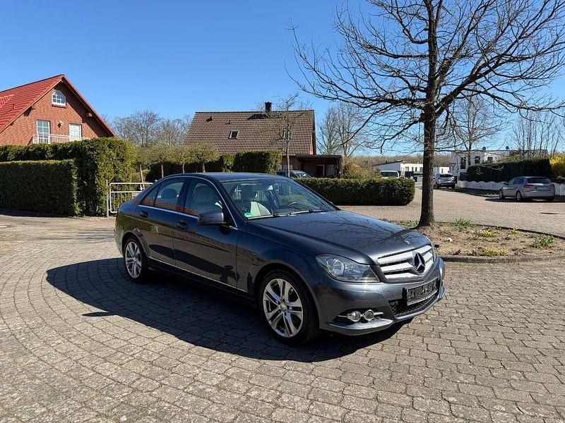 Gebraucht Mercedes C220 170 PS (125 kW) 2013 Grau Limousine