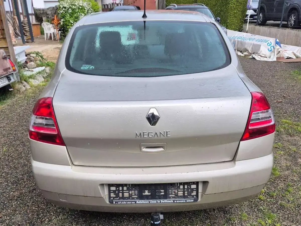 Gebraucht Renault Mégane 111 PS (81 kW) 2008 Beige Limousine
