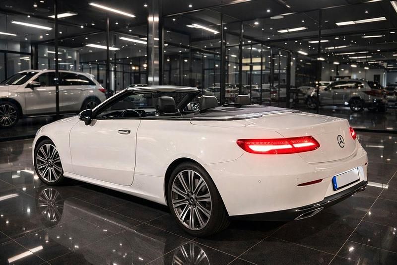 Gebraucht Mercedes E200 Avantgarde 184 PS (135 kW) 2018 Weiß Cabrio