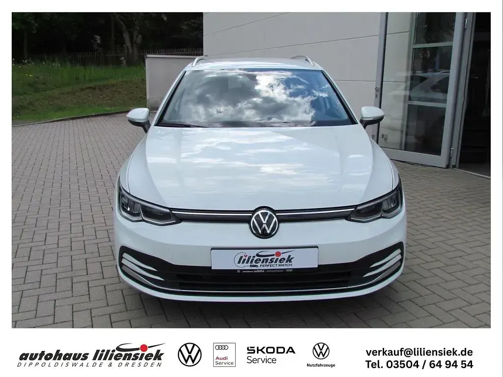 Gebraucht VW Golf VIII Active 116 PS (85 kW) 2023 Weiß Kombi