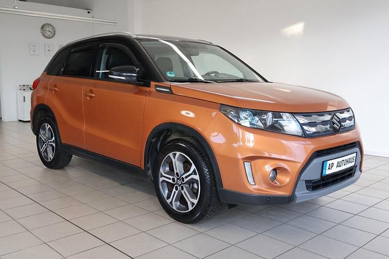 Orange Gebraucht 2016 Suzuki Vitara Comfort+ SUV | 14.990 € (Fairer Preis) - Bild 1/3