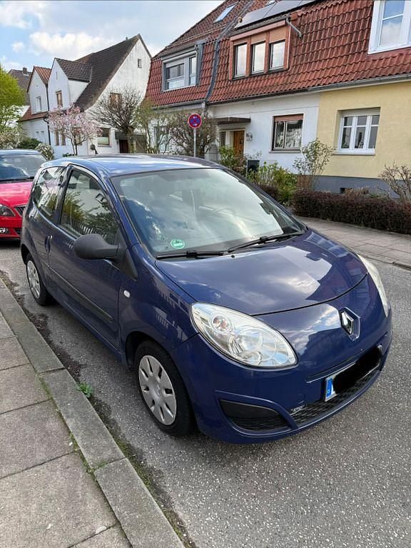 Używany Renault Twingo Authentique 58 KM (42 kW) 2007 Niebieski Hatchback