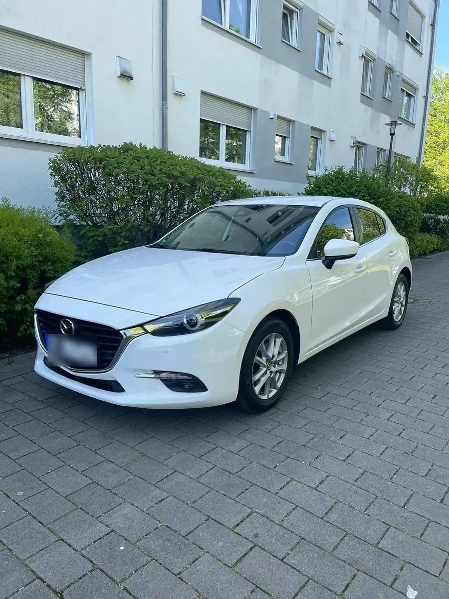 Gebraucht Mazda 3 Sports-Line 150 PS (110 kW) 2018 Weiß Limousine