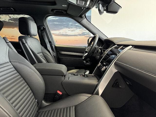Gebraucht Land Rover Discovery 5 355 PS (261 kW) 2024 Eiger grey SUV