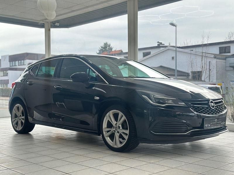 Gebraucht Opel Astra Dynamic 150 PS (110 kW) 2018 Schwarz Limousine