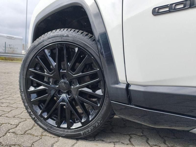 Gebraucht Jeep Compass 131 PS (96 kW) 2023 Alpine white (vr296) SUV