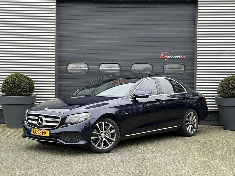 Gebraucht Mercedes E350 Prestige 286 PS (210 kW) 2016 Blau Limousine