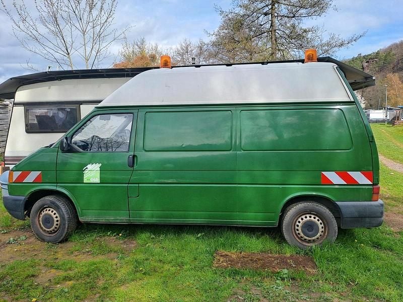 Second-hand VW Transporter 68 CP (50 kW) 1999 Verde Van
