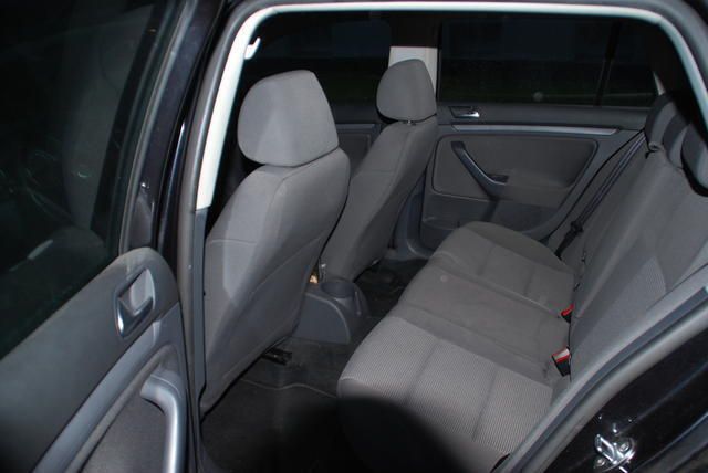 Schwarz metallic Gebraucht 2007 VW Golf V Kombi | 13.500 € - Bild 1/4