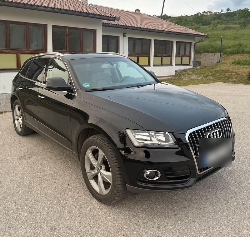 Schwarz Gebraucht 2015 Audi Q5 SUV | 15.600 € (Etwas zu teuer) - Bild 1/4