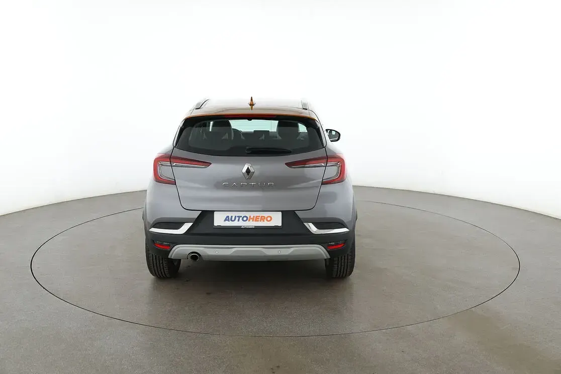 Gebraucht Renault Captur Intens 116 PS (85 kW) 2020 Grau SUV
