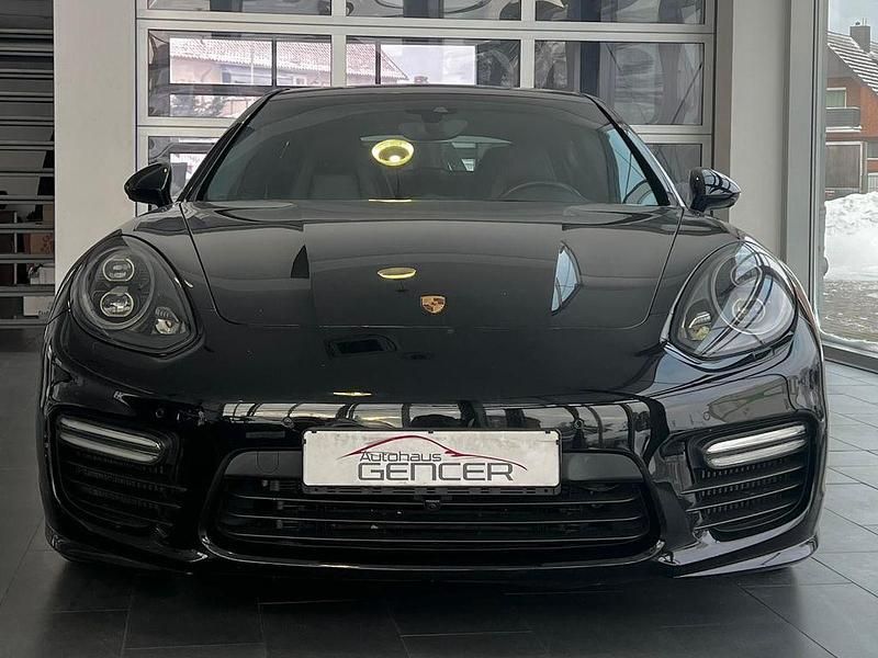 Gebraucht Porsche Panamera Turbo 519 PS (381 kW) 2013 Schwarz Limousine