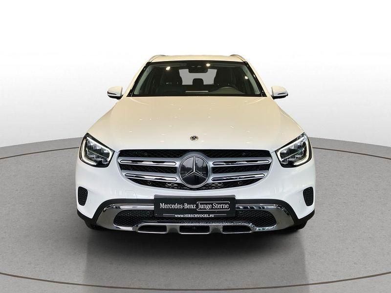 Gebraucht Mercedes GLC300e Exclusive 306 PS (225 kW) 2022 Weiß SUV