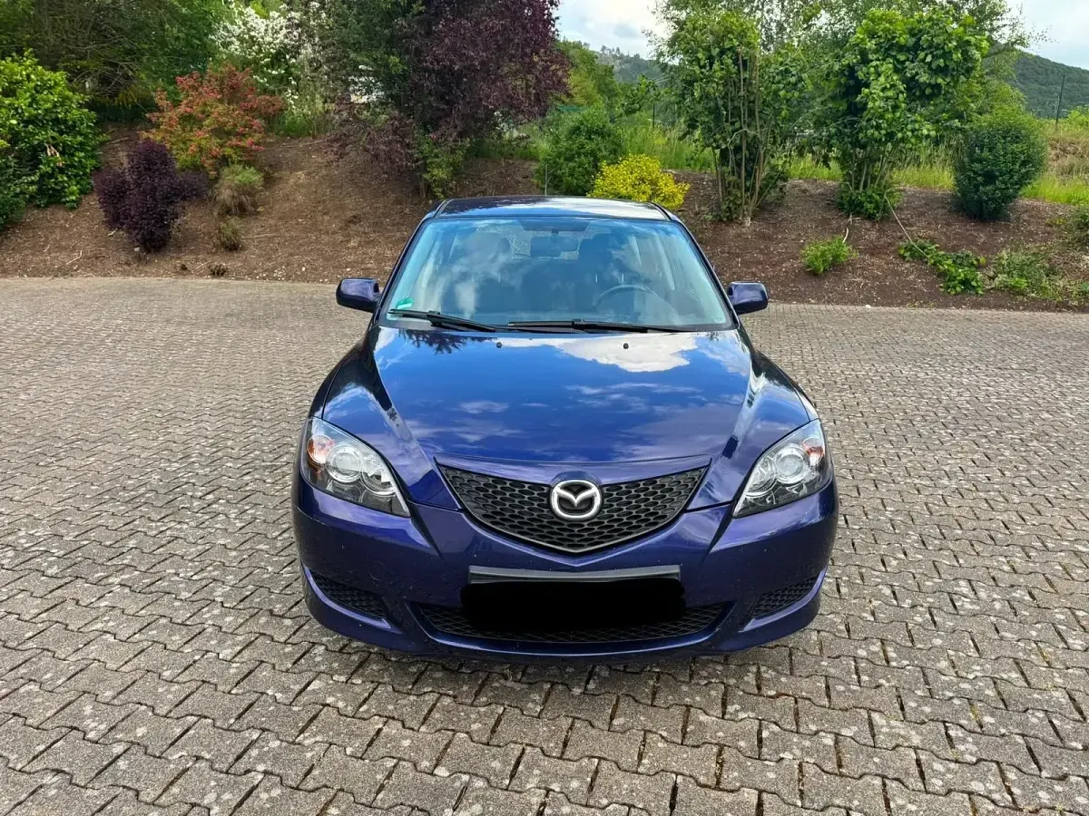 Gebraucht Mazda 3 105 PS (77 kW) 2003 Blau Kleinwagen