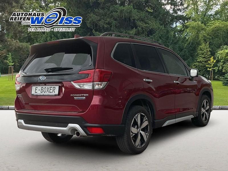 Gebraucht Subaru Forester Platinum 150 PS (110 kW) 2020 Rot SUV