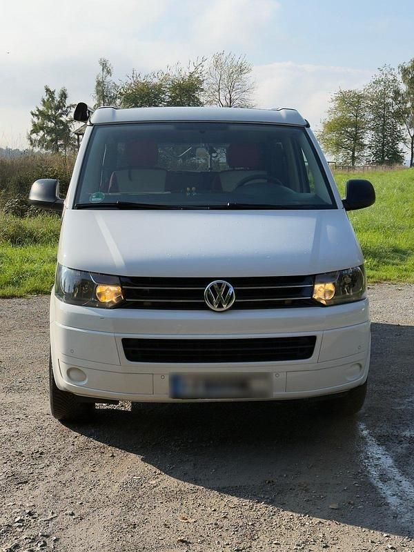 Weiß Gebraucht 2014 VW T5 Edition Van | 36.999 € - Bild 1/4