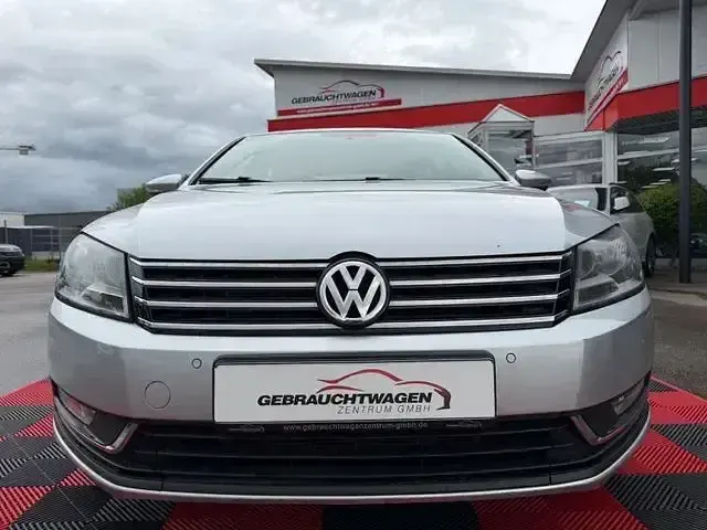Gebraucht VW Passat 140 PS (102 kW) 2014 Silber Limousine