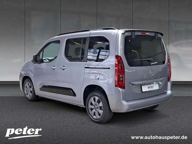 Gebraucht Opel Combo Life 131 PS (96 kW) 2024 Lack grau artense/typ aussenve Van / Kleinbus