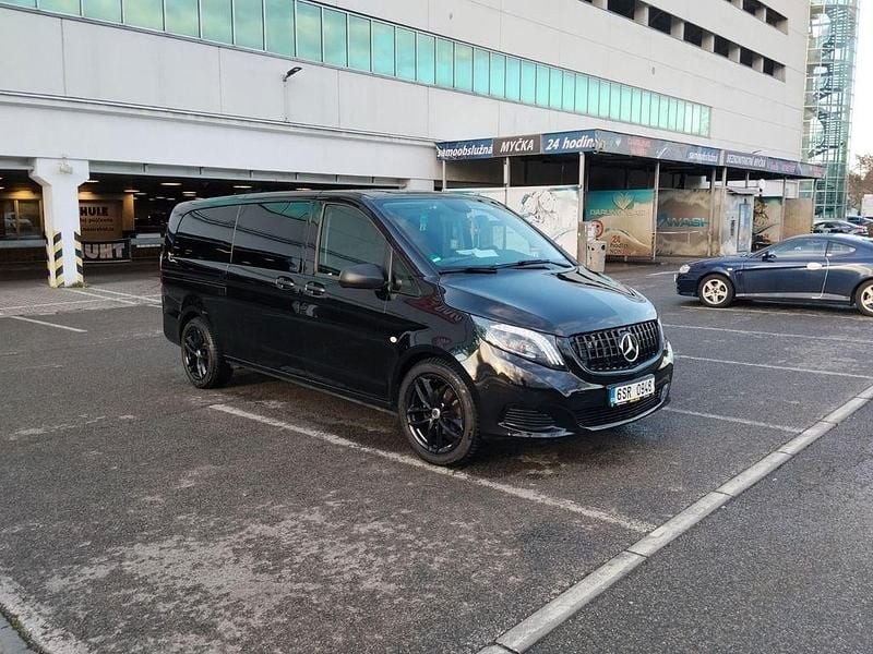 Second-hand Mercedes Vito 163 CP (119 kW) 2019 Negru Van
