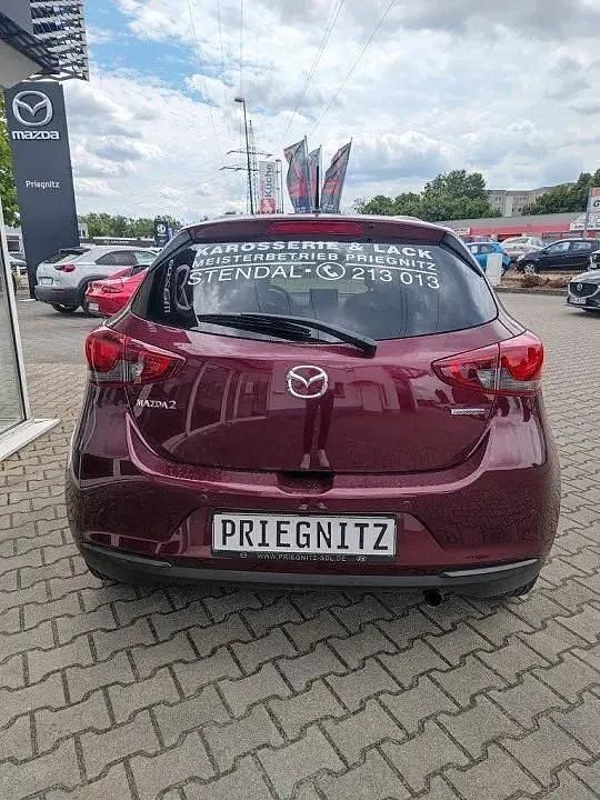 Gebraucht Mazda 2 Exclusive 75 PS (55 kW) 2023 Deep crimson Kleinwagen