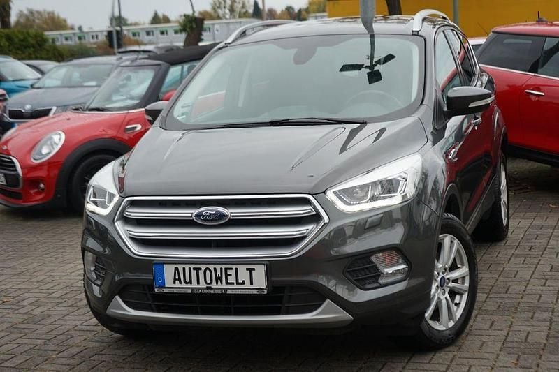 Grau Gebraucht 2018 Ford Kuga Cool & Connect SUV | 12.990 € (Fairer Preis) - Bild 1/4