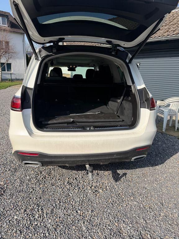 Gebraucht Mercedes GLS400 330 PS (242 kW) 2023 Weiß SUV
