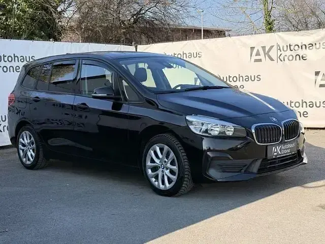 Używany BMW 220 Advantage 190 KM (139 kW) 2019 Czarny Kombi