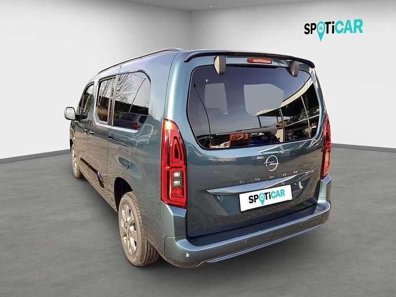 Neu Opel Combo Life Selection 131 PS (96 kW) 2025 Türkis Van / Kleinbus