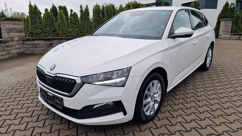 Weiß Gebraucht 2019 Skoda Scala Ambition Kleinwagen | 12.790 € (Fairer Preis) - Bild 1/4