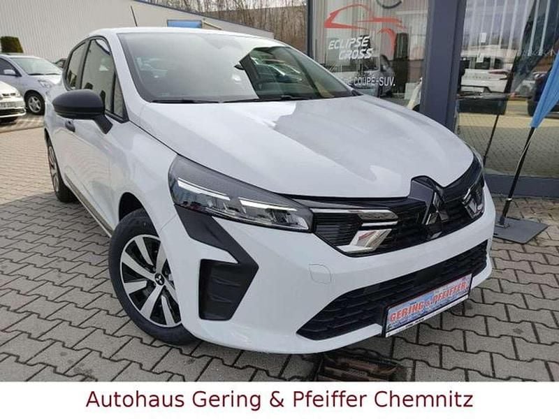 Antarktisweiß Gebraucht 2025 Mitsubishi Colt Basis Limousine | 15.990 € (Guter Preis) - Bild 1/4