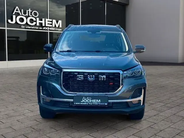 Neu SWM G05 143 PS (105 kW) 2025 Schwarz SUV