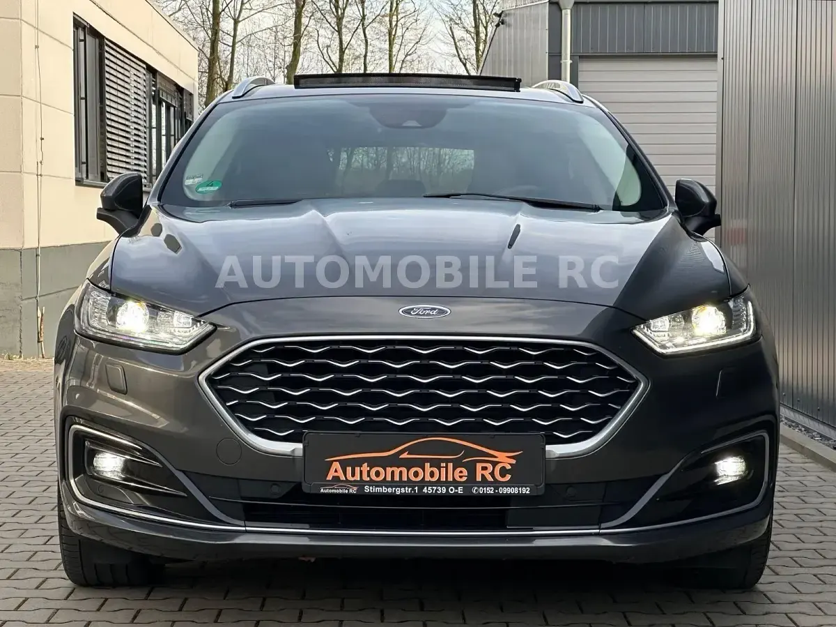 Używany Ford Mondeo Vignale 190 KM (139 kW) 2021 Szary Kombi