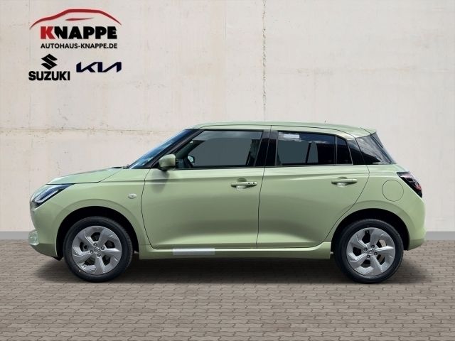 Gebraucht Suzuki Swift Comfort 83 PS (61 kW) 2024 Gruen Kleinwagen