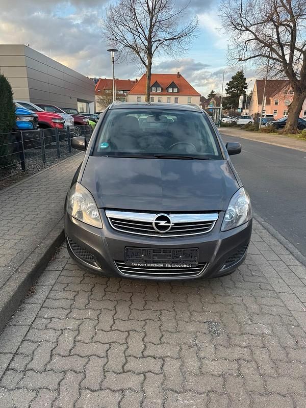 Gebraucht Opel Zafira 110 PS (80 kW) 2010 Grau Van / Kleinbus
