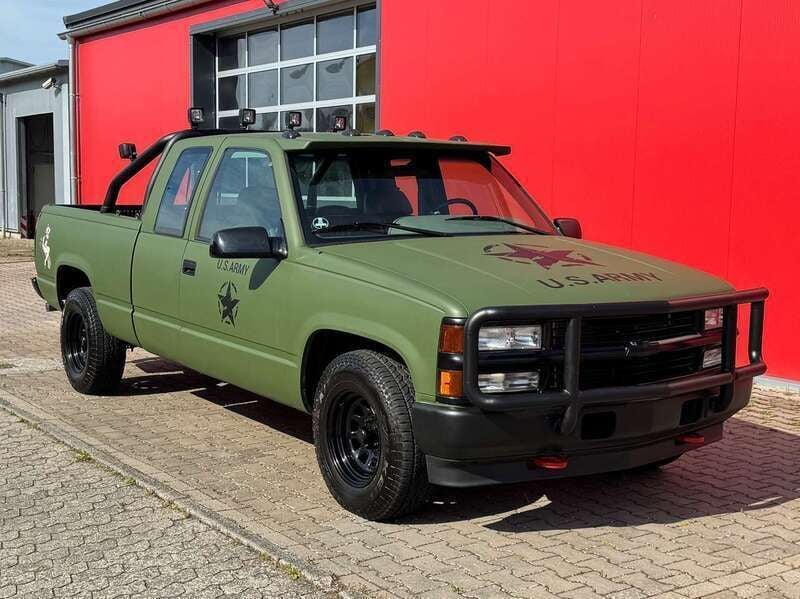 Grün Gebraucht 1995 Chevrolet C1500 SUV | 33.900 € - Bild 1/4
