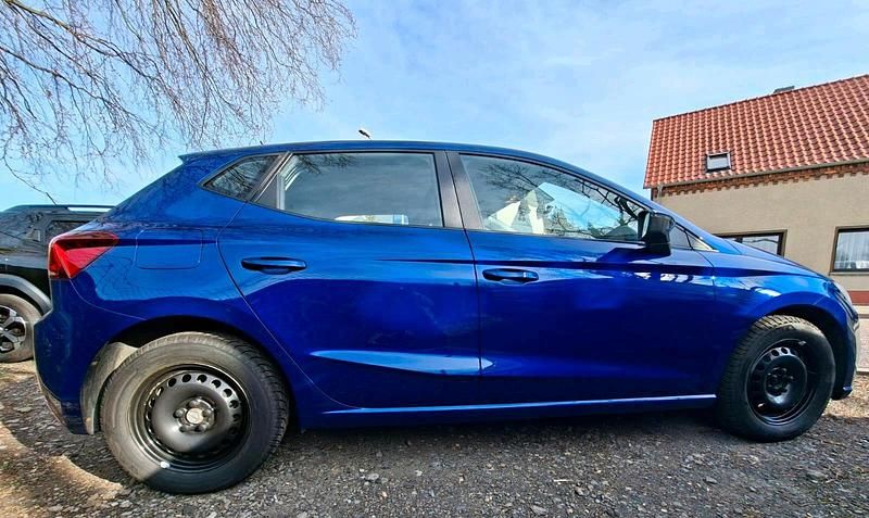 Gebraucht Seat Ibiza 95 PS (69 kW) 2017 Blau Limousine