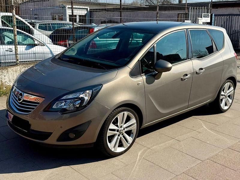 Gebraucht Opel Meriva Innovation 140 PS (102 kW) 2011 Muskatgrau/pepperdust Van / Kleinbus
