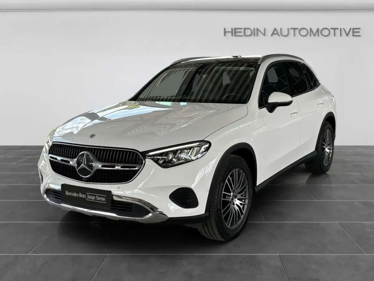 Gebraucht Mercedes GLC200 Avantgarde 204 PS (150 kW) 2025 Weiß SUV