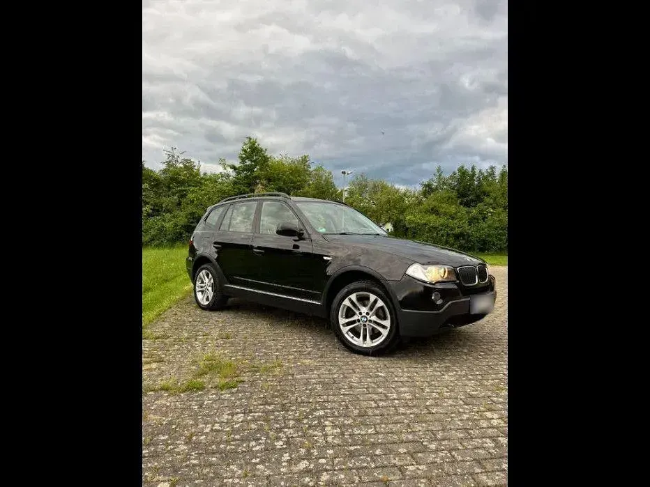 Gebraucht BMW X3 143 PS (105 kW) 2009 Schwarz SUV