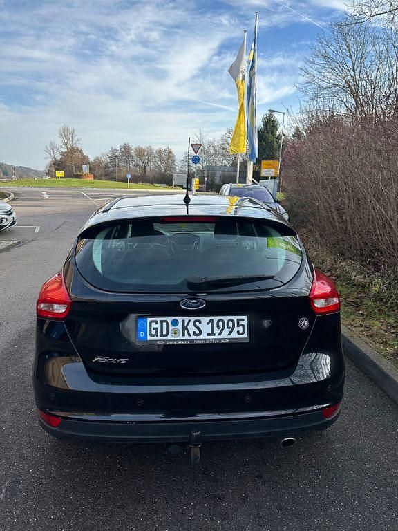 Gebraucht Ford Focus 150 PS (110 kW) 2015 Schwarz Limousine