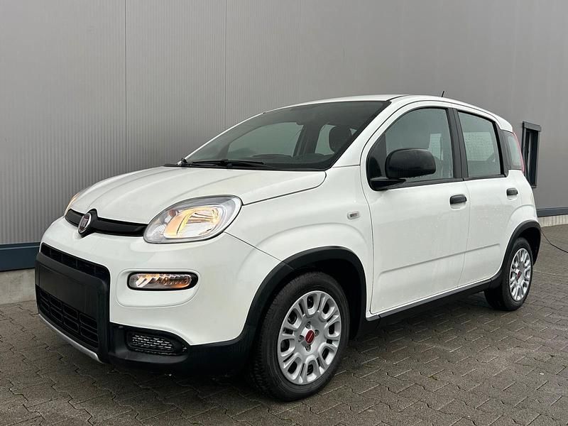 Weiß Gebraucht 2023 Fiat Panda Kleinwagen | 11.290 € - Bild 1/4