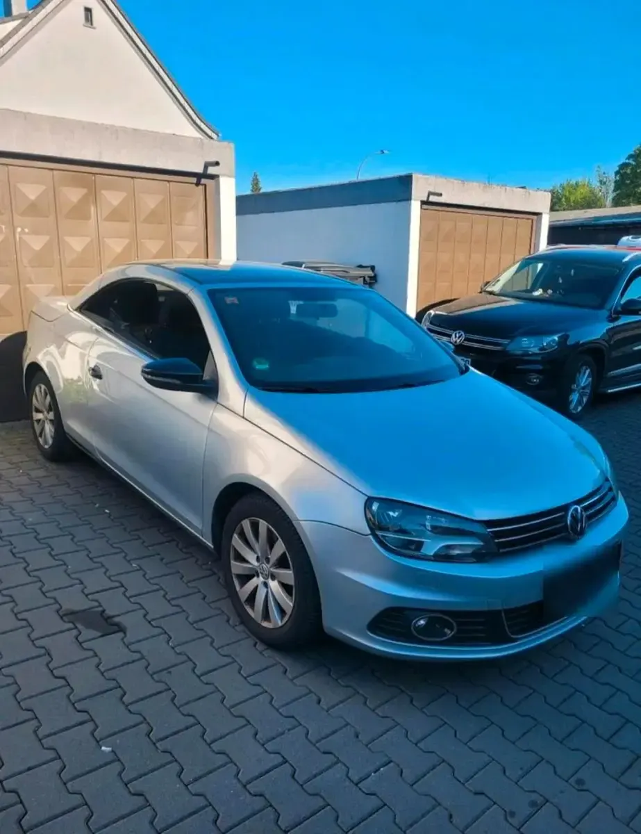 Gebraucht VW Eos 140 PS (102 kW) 2011 Silber Cabrio