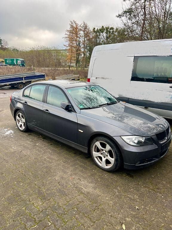 Grau Gebraucht 2007 BMW 320 M Performance Limousine | 3.800 € (Superpreis) - Bild 1/4